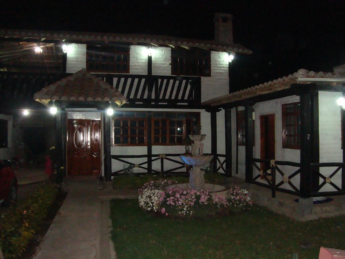 El Descanso “The Rest” Otavalo Eksteriør bilde